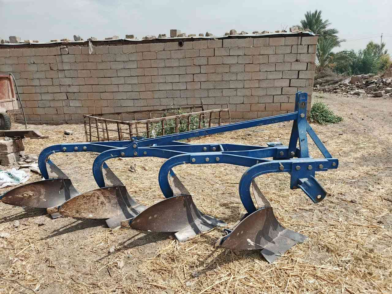 البيع 
فدان رباعي تركي مشتغل موسم واحد حجمة ١٤ والاستفسار على هذآ رقم ***********
