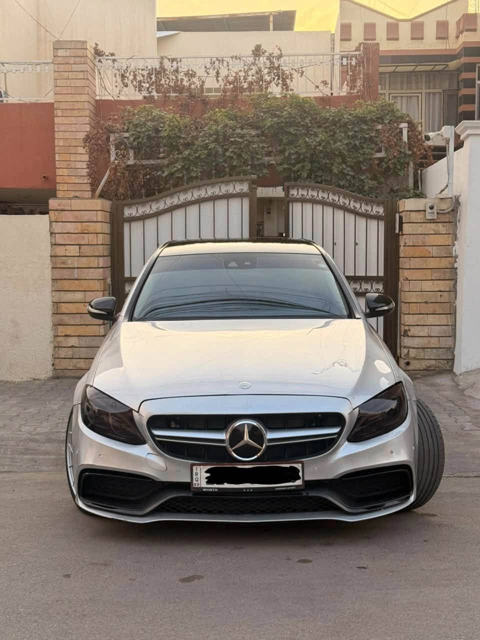 مرسيدس C300 • كت C63 • داخل ابيض