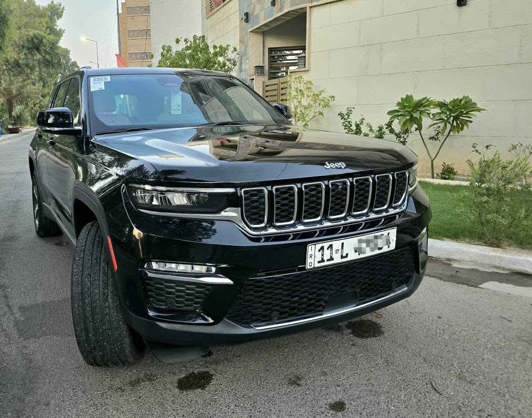 سلام عليكم ..... اخوان عندي جيب لمتد بلص 2023 خليجيه وكالة هارلم لون اسود رقم بغداد بأسمي .... اخوان السياره جديده جدا جدا ومكفوله من الضرر والصبغ والبارد وحتى من الشخط ... سعرها 34800$ واي استفسار هذا رقمي ***********
مكان السياره بغداد حي القادسبه 
مواصفاته 
محرك 4 سلندر تيربو 2000cc
بانوراما 
فور ويل
خمس كامرات 
رادار امامي 
رادارات جانبيه 
باب خلفي كهرباء 
كشنات جلد 
تدفئه وتبريد كشنات
خمسه راكب 
كشنات وستيرن كهرباء + خزن ميموري 
ويل كب حجم 20
مري شفط
شاحن 
سستم صوت بغداد, العراق
