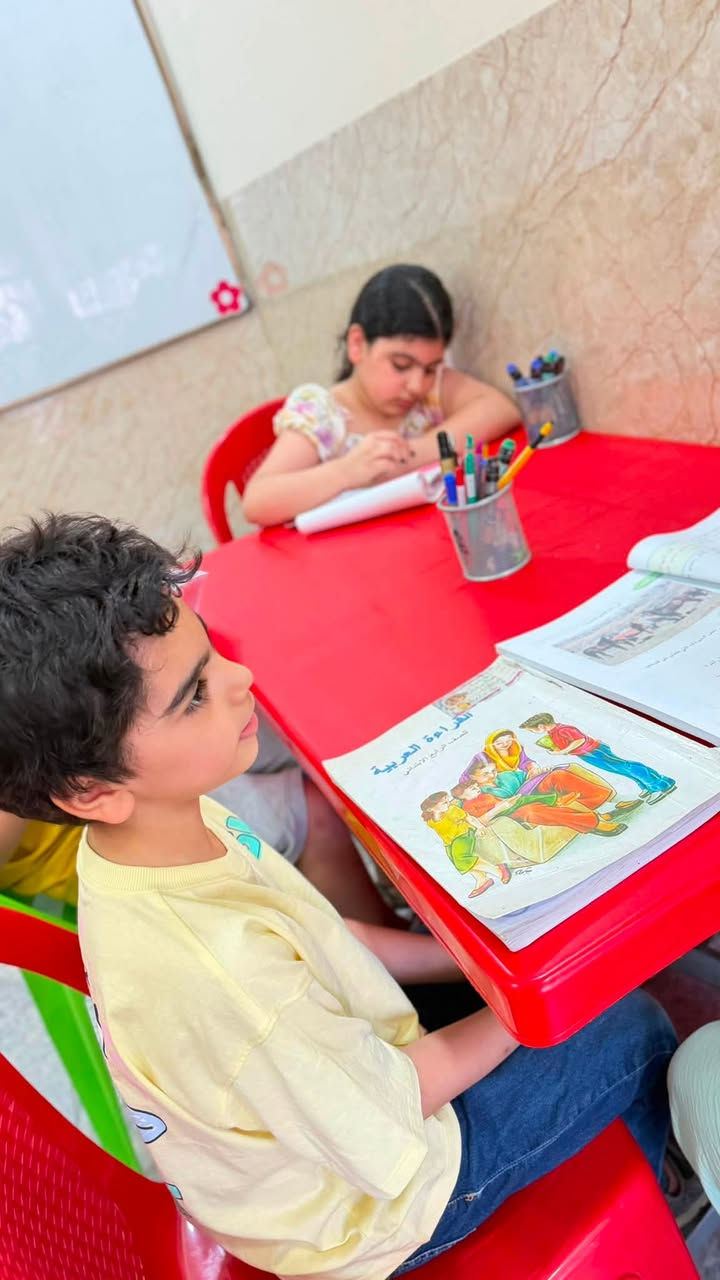 يوميات المركز التعليمي للست زهراء الحسيني♥️👏🏻
متابعة مستمرة ✔️ 
امتحانات يومية وشهرية ✔️ 
قاعات دراسية مهيئة للدراسة ✔️ 
كاميرات مراقبة ✔️ 
وسائل تعليمية ✔️ 
التدريس للمراحل الابتدائية والمتوسطة والاعدادية 
للتسجيل***********
الوزيرية قرب مستشفى المستنصرية 🧡
