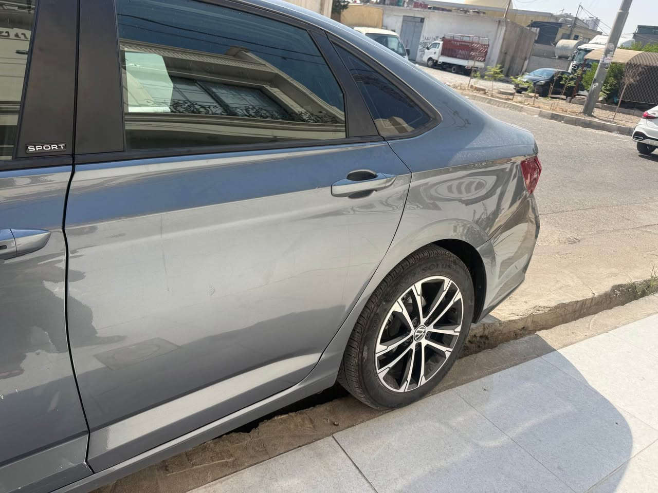 جیتا ٢٠٢٤ 
SE-sport 
ڕەنگ نەفتی 
پانۆڕاما 
کوشن هیتەر 
٣ مۆد لێخوڕین 
١٩،٠٠٠ کیلۆ مەتر ڕۆشتووە 
بۆنیت سبوغ 
ئێرباگ دەشبول و سوکان سیستەم ١٠٠٪ 
دەرگا و چاملغی لای سەیاق دواوە کلێر ئەمریکا بێ حادیسە 
دەعامی پێشەوە تۆزەک ڕووشاوە لە وێنەکان دیاتر
نرخ ١٤١$ مەجالێکی برایانەی تێدایە 
سەیارەکە کارەباییات و گێر و مەکینەی بە شەرت فەحس مروور ١٠٠٪ 
جاهیزە و بەناوی خۆمەوەیە 
شوێن هەولێر 
*********** أربيل, العراق

