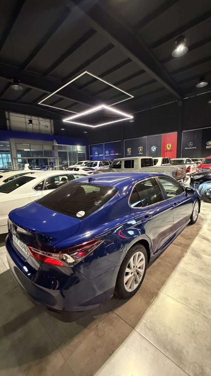 Toyota Camry 2023 LE 
موصفات LE 
سيارة ماشية ٢٧ الف ميل ييد واحد 
ب سعر بلاش بلاش 
تحويل وكالة و غرامات ب شرط 
كير و محرك تبريد و كهربائيات و حجر كزوز ب شرط 
ضررها بونيد صبغ و ٤ قطع كلير امريكا بخ 
بدون دواخل بدون ارباكات و بدون شواصي 
ب سعر بلاش ماكو ب هيج سعر ب سوك 
سعرها ١٥٥$ ورقـــة و مجال 
للمزيد من المعلومات اتصل على هذا الرقم 
كورك-واتساب 
*********** سميل, دهوك
