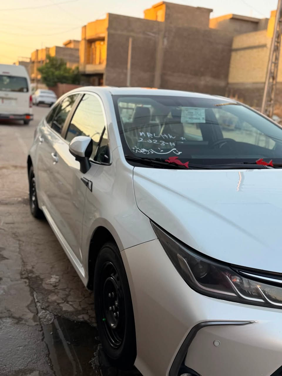 سلام عليكم كورلاةالبيع ساز مديل 23 ماشية 105المكان بغداد سيارة بيها بارد فقط رقم الهاتف ***********
