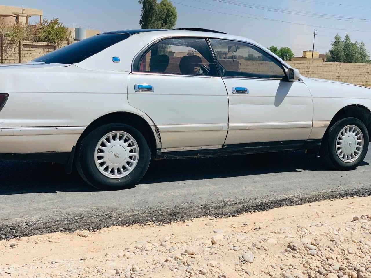 السلام عليكم ورحمة الله وبركاتة
 بطة نضيفة محرك زين گير شرط فوووول گشرها حلو داخلها حلو مقبول السعر 14 وبيها مجال 
***********//
***********
