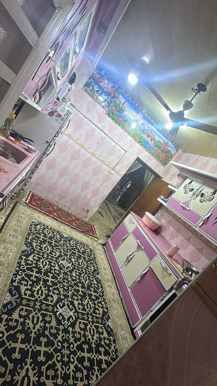 دار200م بيع مستعجل حي الشعداء خلف التجاري 
الستفسار ***********
