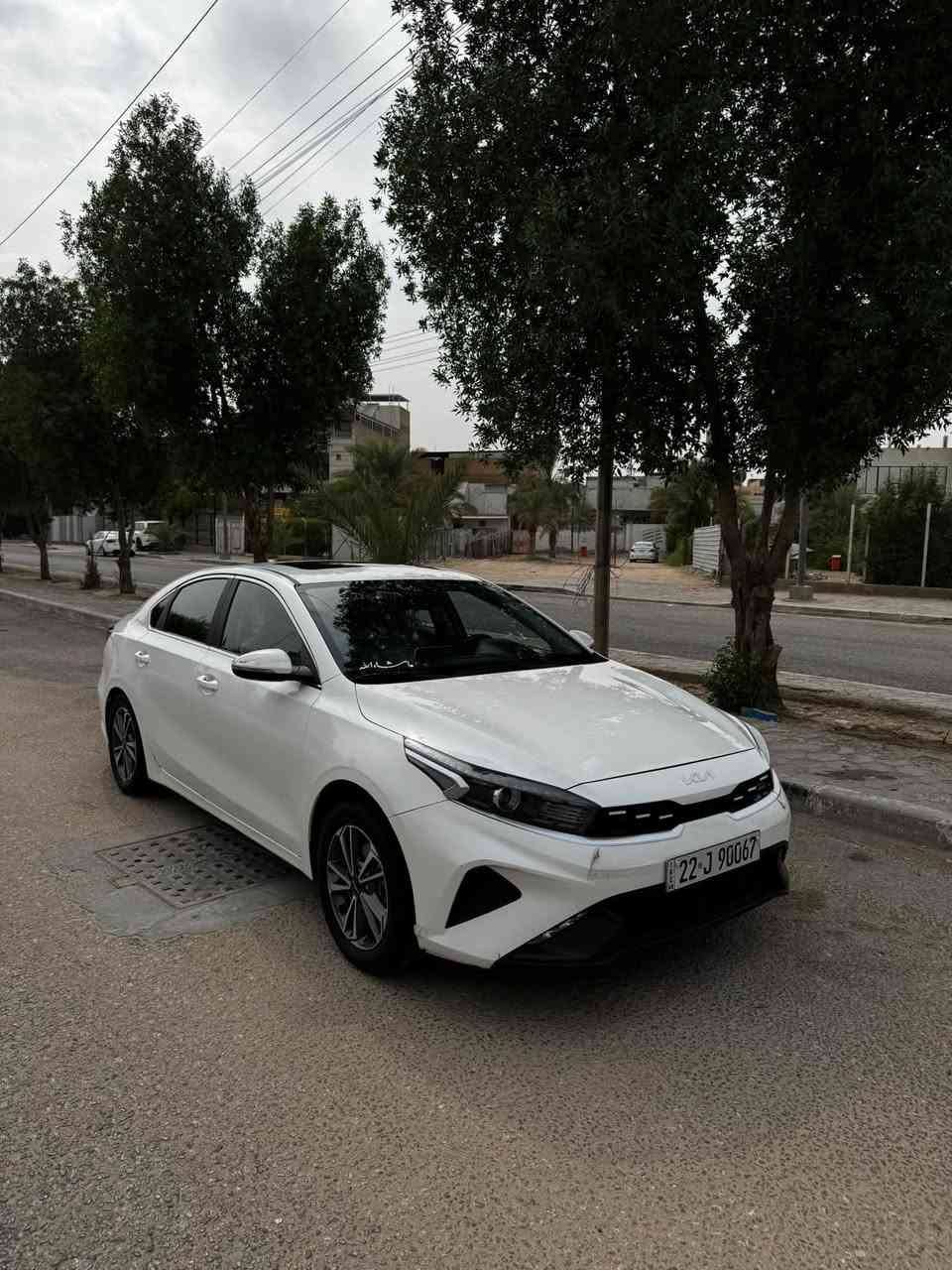 سلام عليكم 
سيراتو 2024
ماشيه30الف 
فتحه سلايت 
محرك2000
مري شفط اشاير
 بمري 3وضعيات قياده لد امامي
 تبريد قطعتين داخل لونين أربيل تحويل او وكاله
 سعره 165
رقم ‭***********‬
