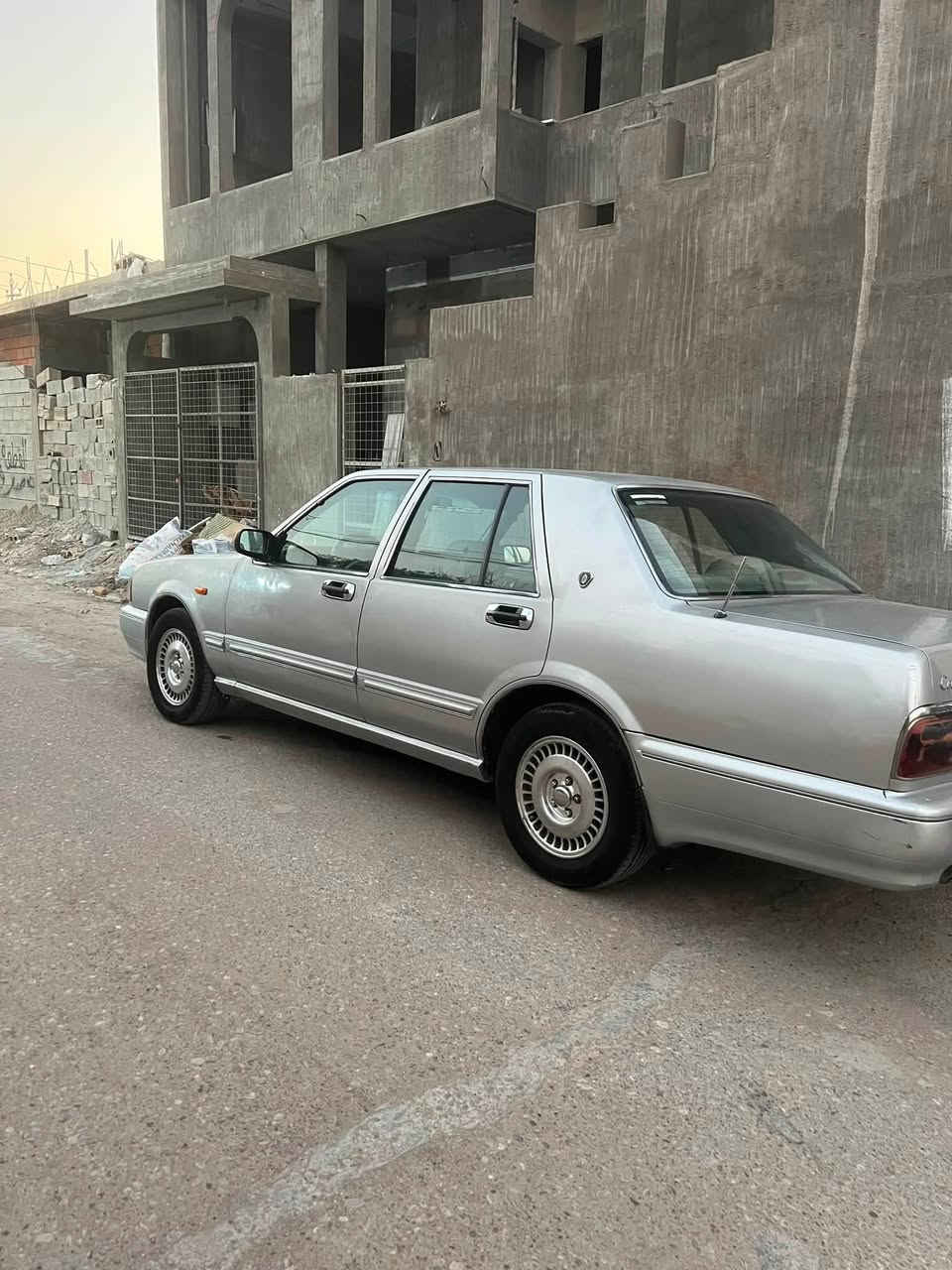 السلام عليكم
عندي نيسان سدرك مال مزاد أورقه كامله يعني ترقيمه طالع السيارة نضيفه كير محرك بلادي غرفه نضيفه تبريد ثلج  طالب عليه 45وبيه مجال للطبين 
مكاني كركوك 
***********
***********
