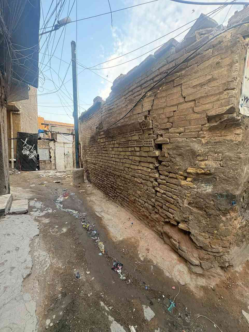 كاع للبيع ركن
المكان الفضل فرع مطعم القرغولي
فرع عزه طوالات
رأس دربونه عطان
المساحه :85
 لاستفسار 
***********

‭***********‬

