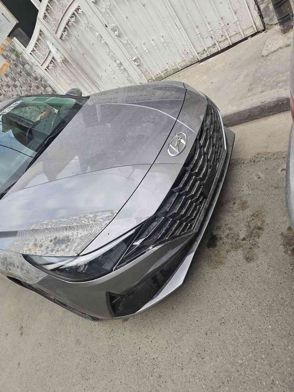 السلام عليكم ورحمة الله وبركاته اخوان 
النترا 2023 للبيع 
سعر ١٤٥ وبيهه مجال 
جاهزه رقم بغداد 
ماشيه 29.500 كيلو 
بصمه فتحه شاشه متصل 
زوج تايرات امامي جديد 
سياره جديده محتاجلهه فقط بوليش 
***********
***********
مكانهه بغداد الدوره
