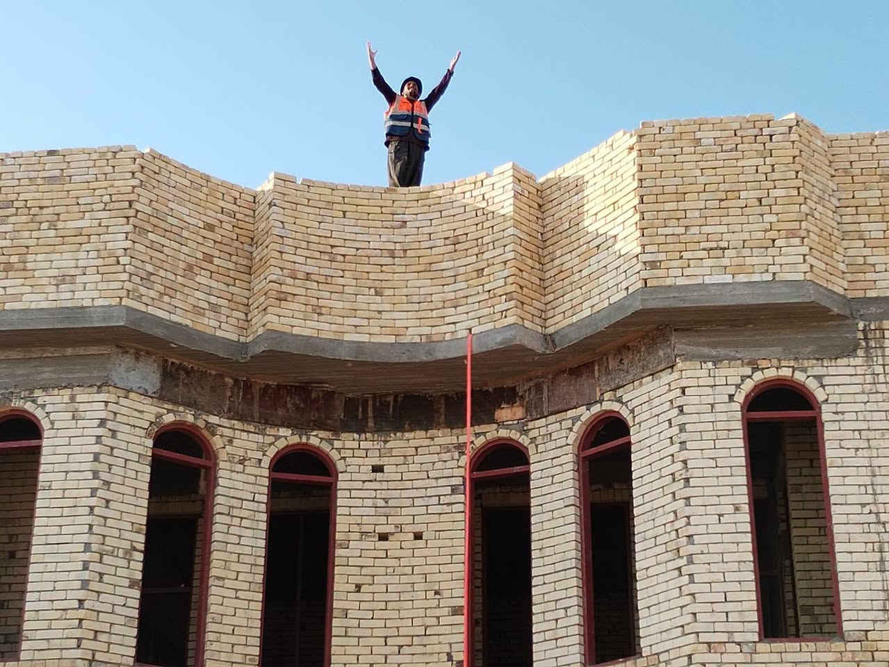 ثامر عويد • بناء • شغل درجة أولى