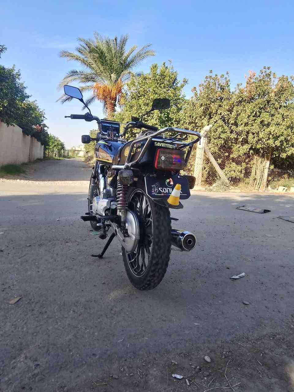 ٢٤