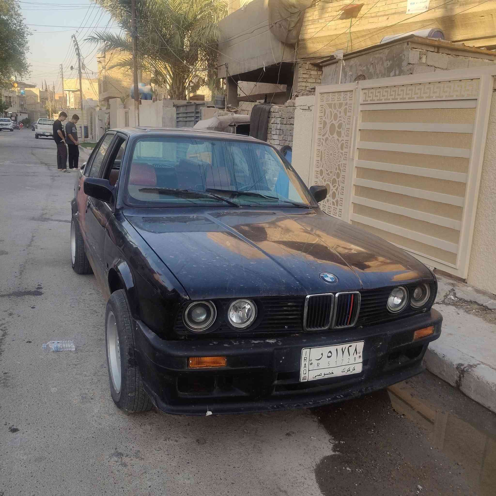 سلام عليكم شلونكم حبايب زعره حجم ٣٢٠ محرك ٢٨ صقر كير عادي للبيع او مراوس 
العنوان الدوره شارع ابو طياره 
***********
