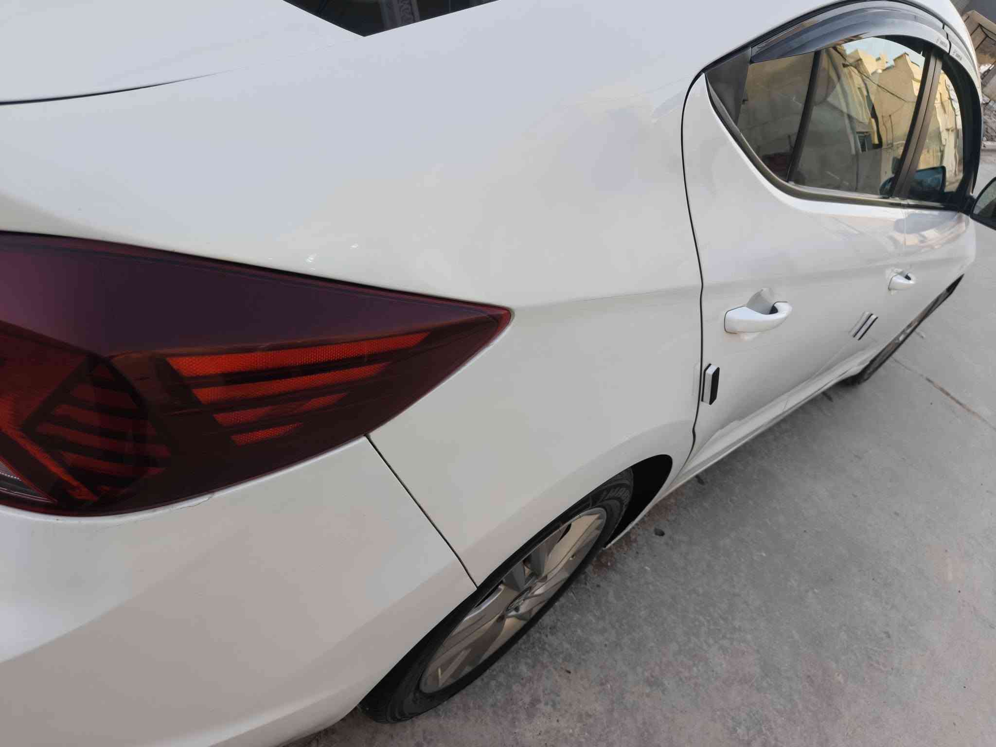 هونداي النترا ٢٠١٩ كيرها At محرك ٢٠ دوش
وضع شركه ماشيه ٧١   السعر ١٢٣ $ مجال للشراي بسيط 
بدون فتحه ولا بصمه مواصفات معروفه مع رادارات 
ضرر سطحي جاملغ وباب ودوسه شخط بدون ارباك 
بجم كبس صندوق كبس جدا نظيفه جاهزه رقم نينوى تحويل 
صور ضرر خاص مع باقي التفاصيل
