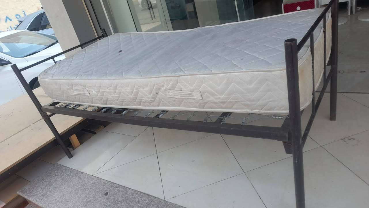 اللبيع مع تخت دوشك ***********
