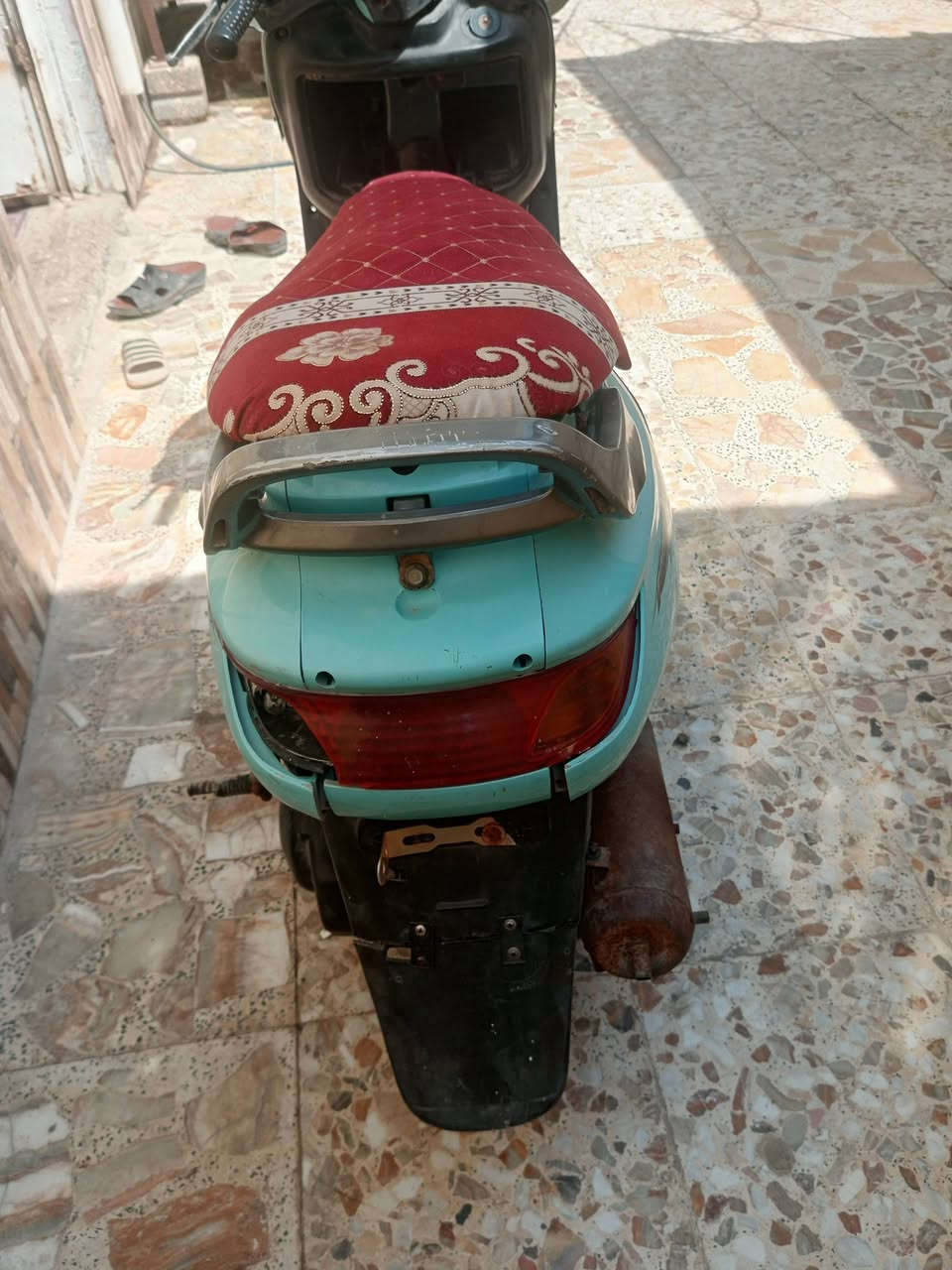 السلام عليكم 
دراجه فراشه 140 للبيع
كهربائياتها كله شغاله 
شلعه ومعدل 
السعر 250 وبيها مجال حك الجيه 
بابل القاسم للاستفسار ***********
