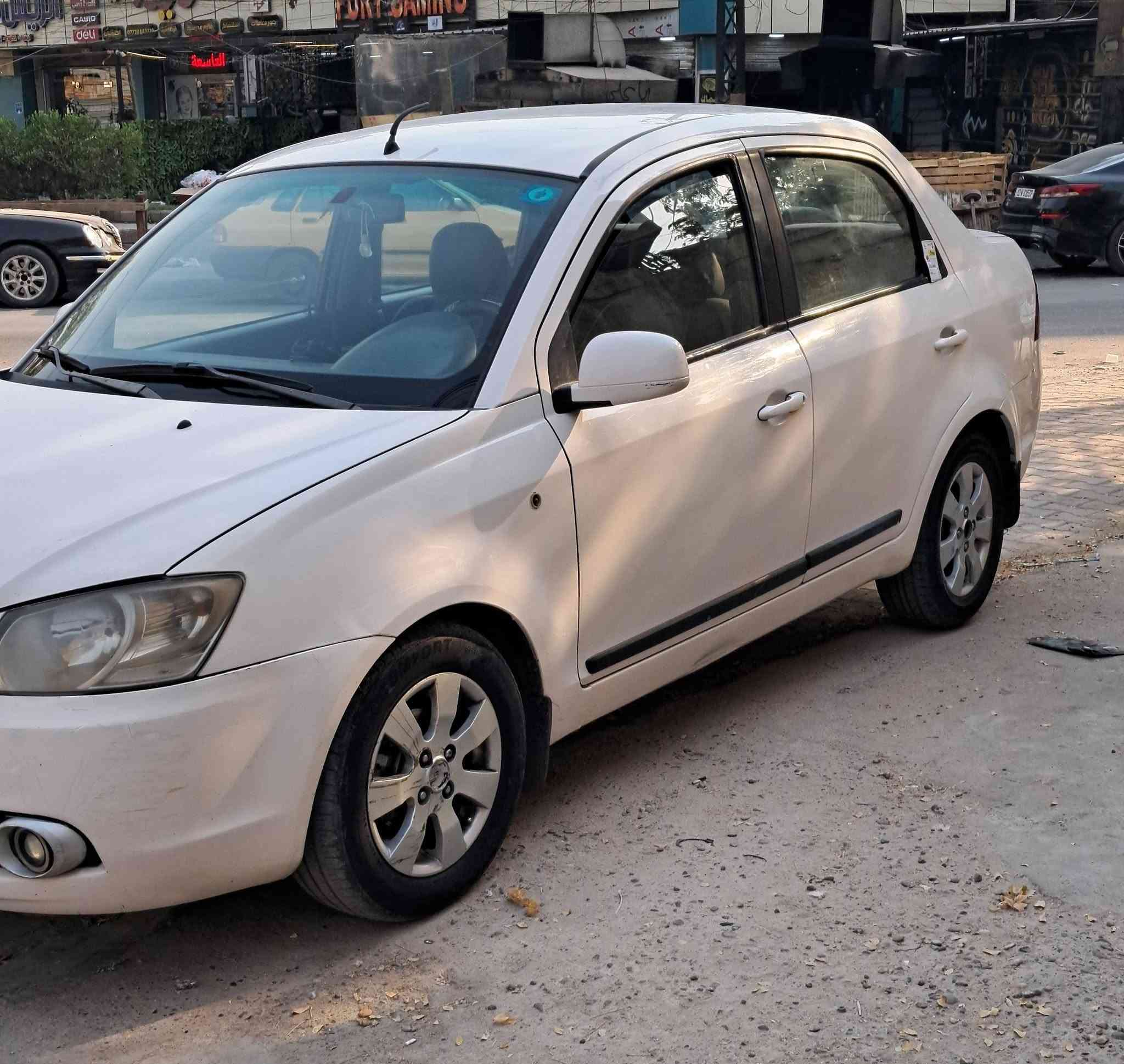 بروتون ساجا2013 بنيدوباب خلف السائق صبغ 50 ورقة تحويل في بغداد متواجدفي بغداد كير اوتو***********
