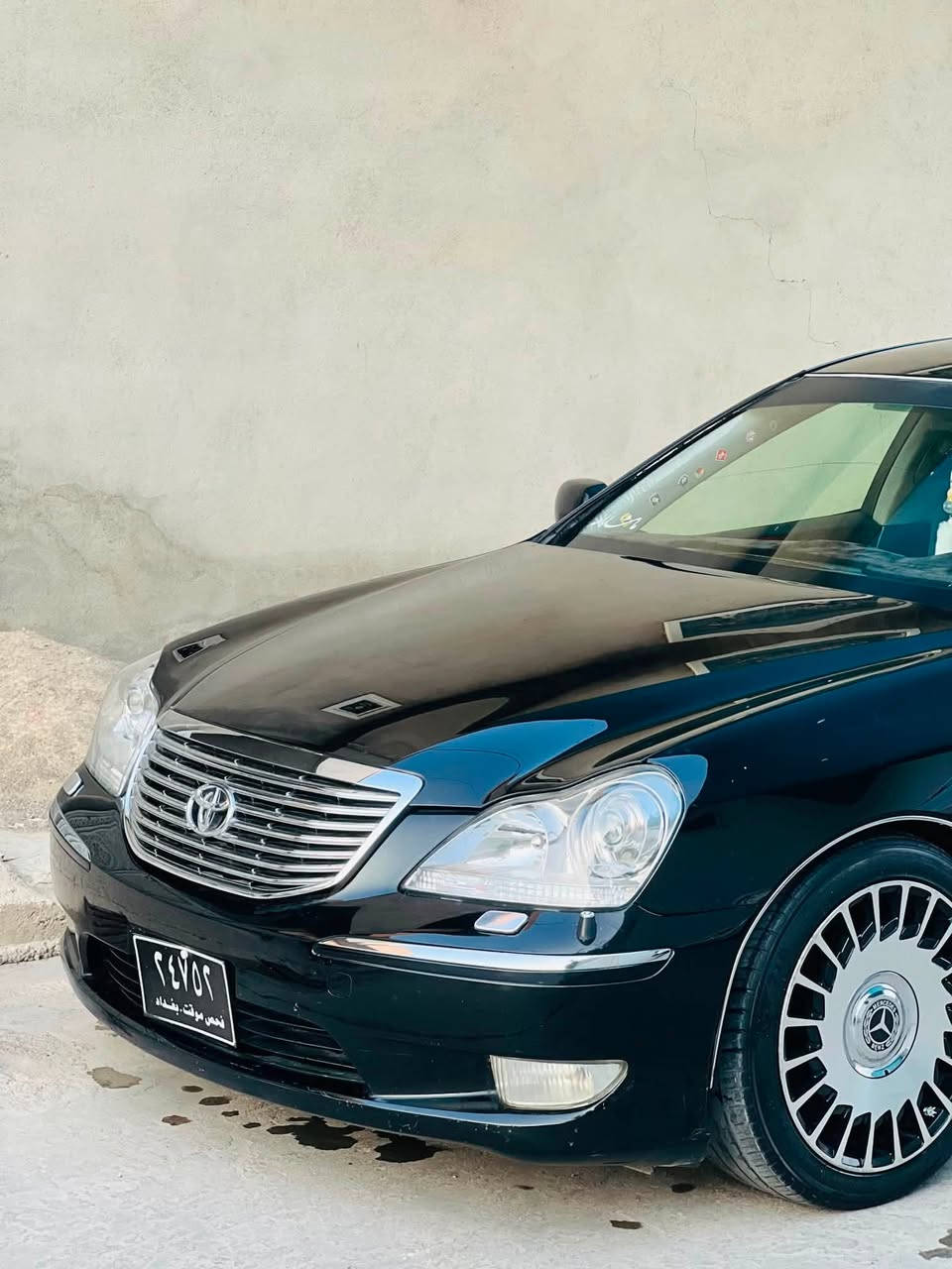 سڵاوی خواتان لێبێت
ماجێستا (٢٠٠٥) مووس مووس
ڕەشی قەتران شتی نازدار
ویلی مایباخ 
٥ دوگمە 
٣ پەردە 
٥ بەسمە
ناوڕەشی ساج سوور
سوکان حەیزەران
هەر چوار کوشن کارەبا 
بێ بۆیاخ بۆیاخی یابانیشی نیە 
دەعامیەکانیشی بۆیاخ نیە
سەقفی وەک شوشەیە
گێڕ و مەکینەی لۆک لۆک
تەبرید بەشەرت 
ئاریاڵ بیلاد ئیش دەکات
داشبوڵی زۆر جوانە 
سعری ٥٧ گەڵاو مەجال 
شوێن : هەڵەبجەی تازە 
***********
ڤایبەر و واتسئاپی لەسەرە
