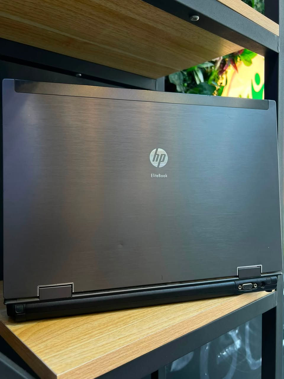 سلام عليكم 

لابتوب
HP EliteBook 8540w

السعر 130,000 الف 💵 

⚙️ معالج Core i7  
🧠 رام RAM 4 GB 
💾 هارد HHD 512 GB
🎮 كرت : Intel Core i7-Q740 
📺 شاشة 15.6 إنش FHD لمس 60 هرتز 

بغداد - سيدية 
***********
