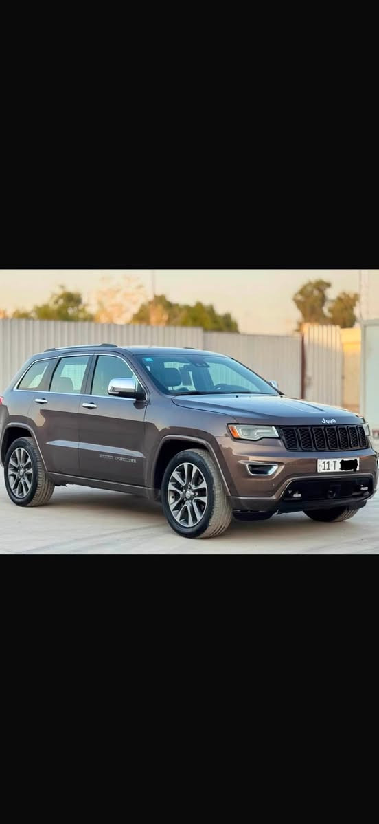 السلام عليكم
للبيع فقط بدون مراوس

🚙🔥 للبيع جيب جراند شيروكي 2018 Overland

🇺🇸 وارد أمريكي
⭐ فئة أوفرلاند — فول مواصفات 1/1

🔹 محرك V6 3.6L
🔹 قير أوتوماتيك 8 سرعات
🔹 دفع رباعي 4×4
🔹 تعليق هوائي Quadra-Lift
🔹 فتحة سقف بانوراما
🔹 داخلية جلد فاخر
🔹 مقاعد أمامية كهربائية
🔹 تبريد وتسخين للمقاعد الأمامية
🔹 مقاعد خلفية مدفأة
🔹 شاشة 8.4 إنج
🔹 نظام ملاحة
🔹 نظام صوت Alpine
🔹 Apple CarPlay / Android Auto
🔹 كاميرا خلفية
🔹 حساسات أمامية وخلفية
🔹 كاميرات وأنظمة أمان متقدمة
🔹 مثبت سرعة متكيف
🔹 مراقبة النقطة العمياء
🔹 تحذير مغادرة المسار
🔹 تشغيل ودخول ذكي
🔹 تشغيل عن بُعد
🔹 باب كلير
🔹 باب خلفي كهربائي
🔹 جنوط 20 إنج
🔹 إضاءة LED
🔹 مرايا كهربائية مع تسخين

🛠️ الحادث: جاملغ وبنيد
🚘 السيارة جاهزة للفحص والمعاينة

📍 معرض حجي خالد
السعر.  16.800$
📞 للاستفسار الهاتف : ***********
