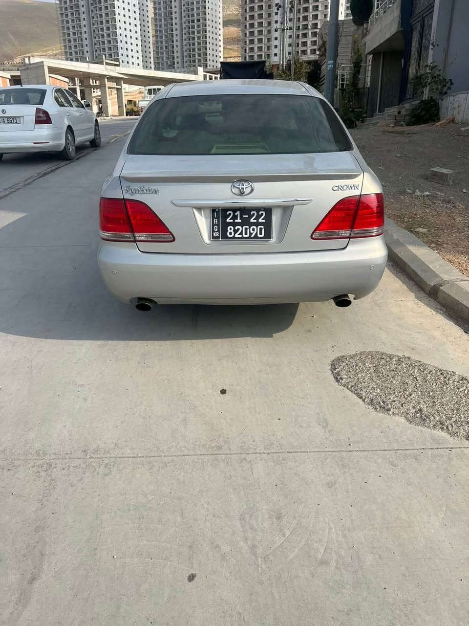 شاهینەی ناو زەرد دوو دوگمە موس نازدار کۆدی بەناو خۆمانەوەیە
***********
