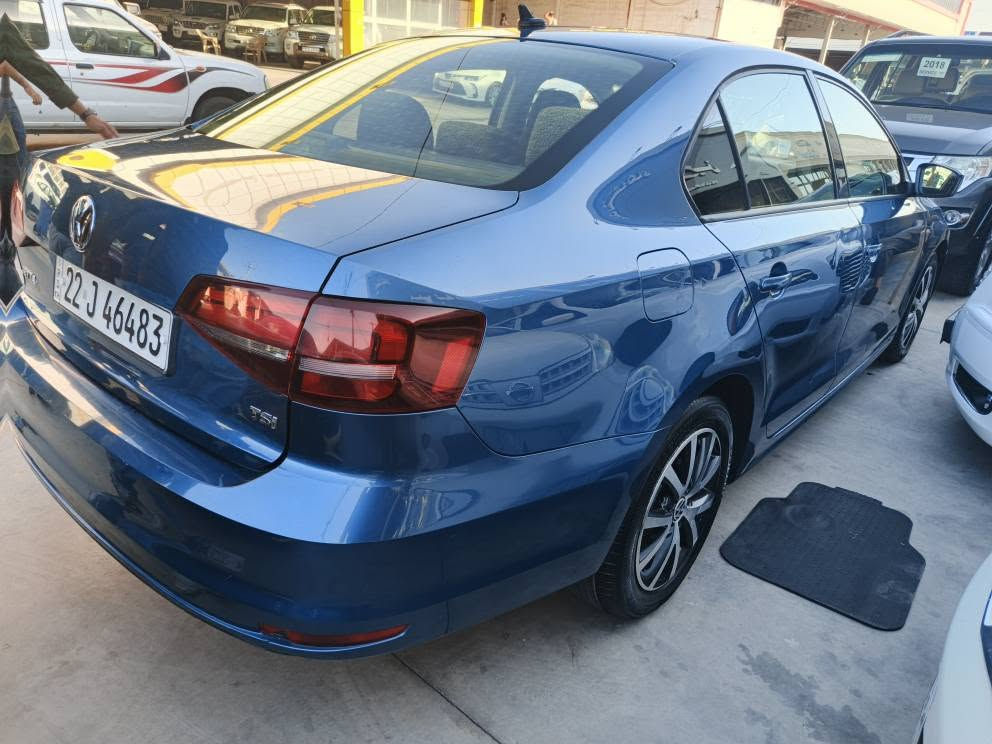 JETTA
مودیل 2016
رەقەموسەنەوی نویە تا2030تازەیە
مەکینە 14تۆربویە
سیارەکە کلینە بی بویاخە 
دەحامی لودەحامی بەشەرتە 
سعری داوای 118وەرەقەومحامەلیکی برایەنەی تیدایە ناونیشان هەولیر پیشانگاکانی ئازادی 
ژ.م *********** أربيل, العراق
