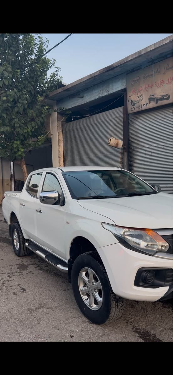 ل200 • بنزين • ١٥٢٠٠٠ كم