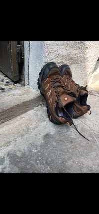 أحذية • قياس ٤٤ • قياس ٤٢