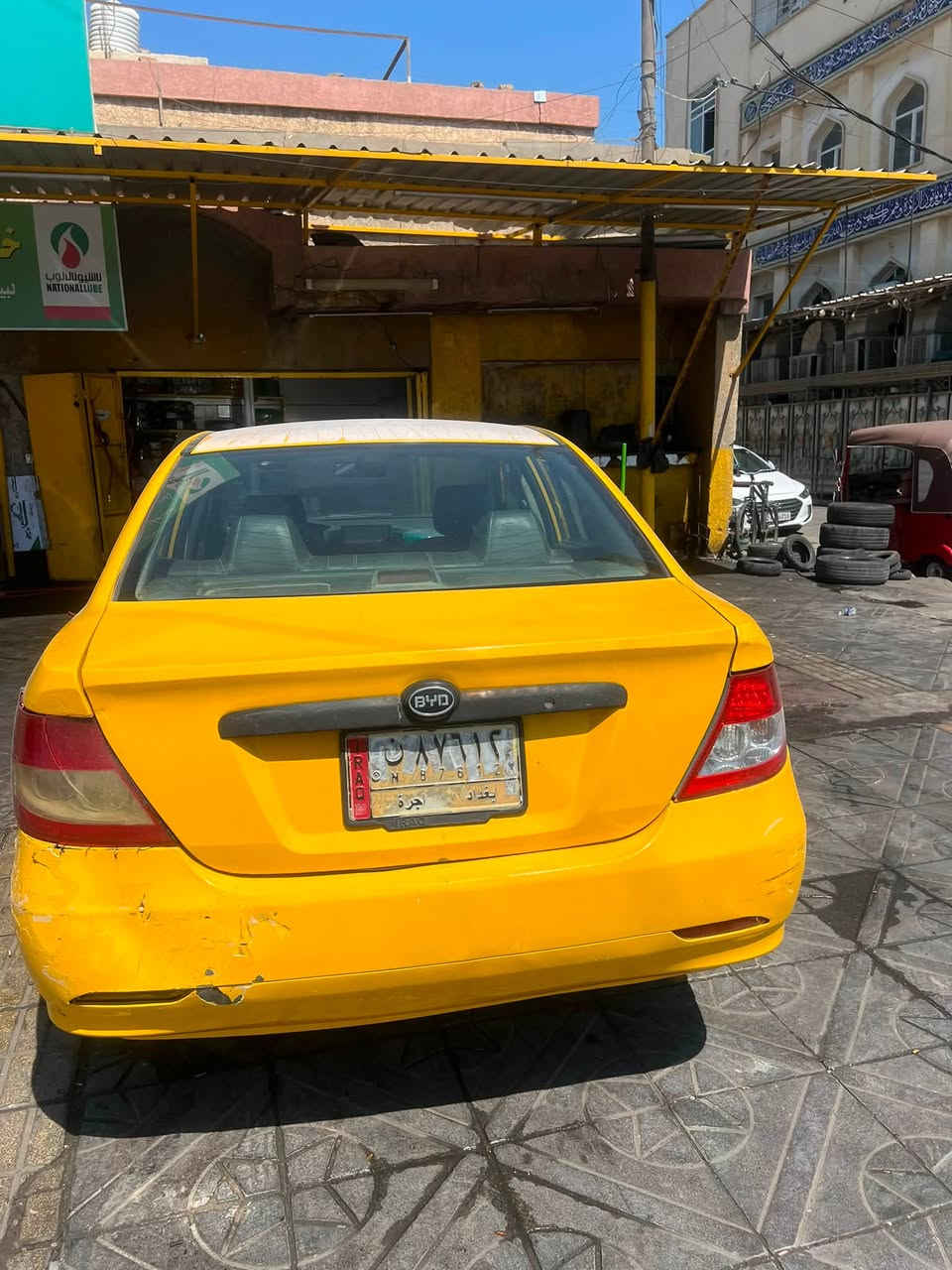 بي واي دي f3 موديل19
كير ومكينة كورلا نحلة1800
بيهة منضومة تبريد جديدة 
ومنضومة مي جديدة 
منضومة غاز كاملة بس يحتاجلهة ربط 
بيهة 4 قطع 
مكاني بغداد الشعلة 
السعر 55 وبيها مجال
*********** بس واتساب 
*********** فقط اتصال
