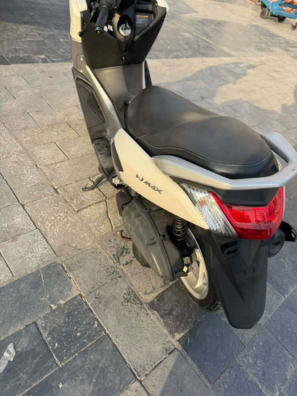 ماكس • ٣٣٠٠٠ • تايرات جديده