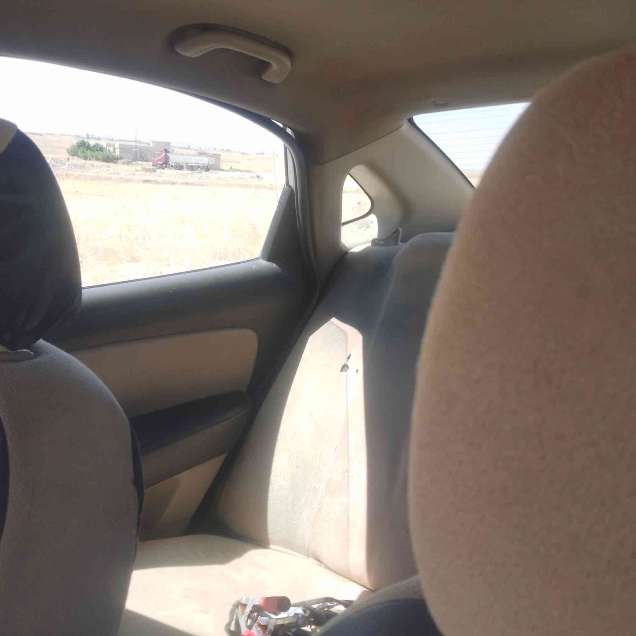 النترا ٢٠١٠ كوري
اربيل..سنوية صاقطة محرك ١٦..كير مكينة شرط..بيعا ٣ قطع صبغ راس الجاملغ الامامي والخلفي وشبر البوند
  بدون دواخل شرط الوكاله والتحويل..السعر ١٠٠
***********
