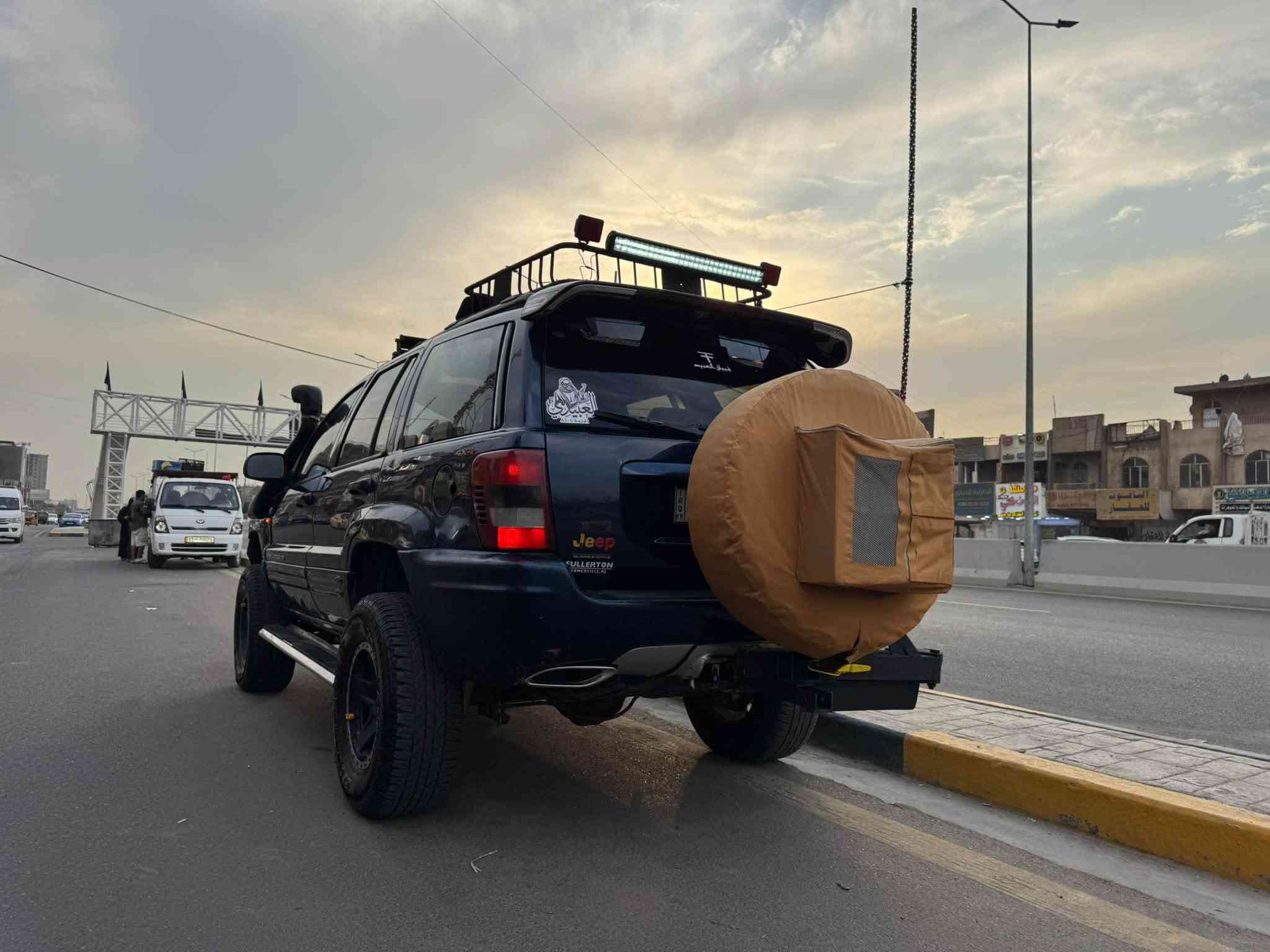اوفرلاند • V8 ٤٧٠٠ • موديل ٢٠٠٠
