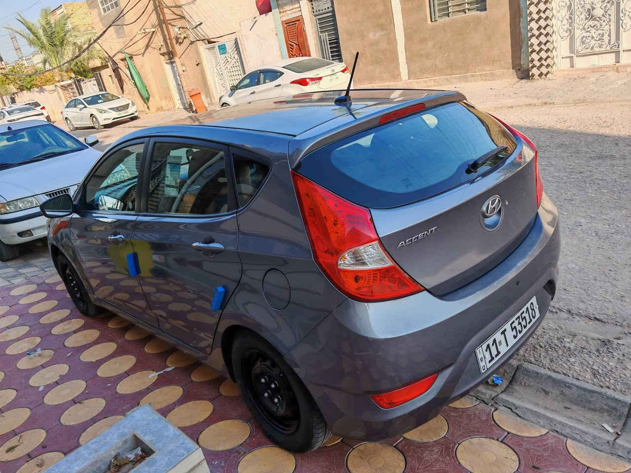 🚗 للبيع هيونداي أكسنت 2017 وارد أمريكي – هاج باك رقم بغداد الجديد بأسمي
للجناية والمتميزين 

🔹 الممشى: 130 ألف ميل 

                

🔹 المواصفات: عادية وتشمل:

1- تحكم كروز سرعة

2- مانع انزلاق EPS

3- تصعيد الجام عند التقفيل

4- تشغيل عن بعد

5- تبريد ثلج

6- محرك وكير بحالة جيدة

7- محرك 1600💪 المرغوب

8 - كهربائيات كلها شغالة 

9- كير اتو  6 نمر AT القوي 💪 

🔹 حالة السيارة:

الضرر: حادث بنيد وجاملغ أيمن ومصبوغات بدون أي تبديل

العتبة جوه باب الصدر بيها طخة، تم سحبها وصبغها

بارد ما بين باب السايق والجاملغ

🔹ملاحظة💬🫯💥 السيارة نظيفة جداً وأستخدام شخصي وتحتوي على جادر كامل + مثلث 

💰 السعر حصري : 82💵 (وبيها مجال بسيط )

🚗 سيارة حلوة وممتازة وبالعافية على اللي ياخذها

📍 العنوان: النجف الأشرف – حي ميسان

📞 للتواصل على رقم الهاتف: *********** 

📩 أو مراسلة الصفحة
