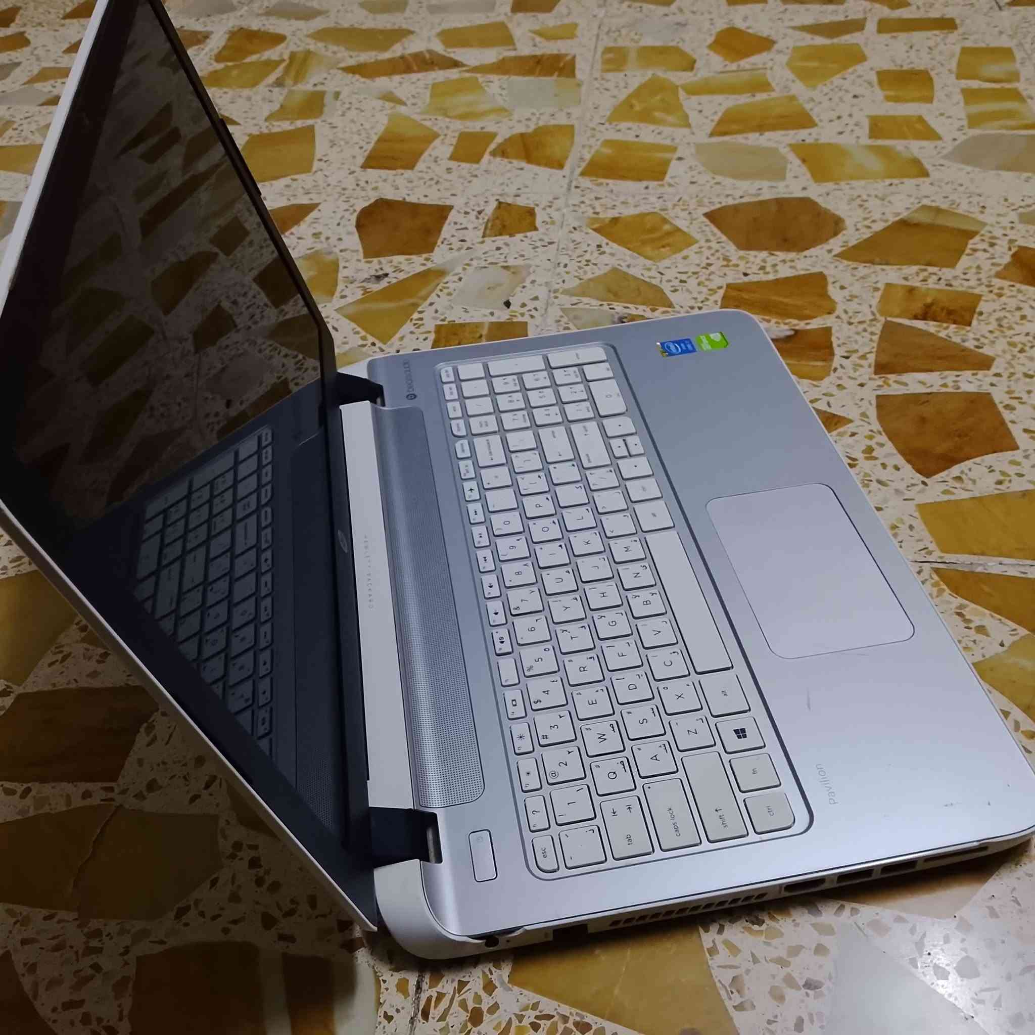 للبيع الاتصال على ***********
