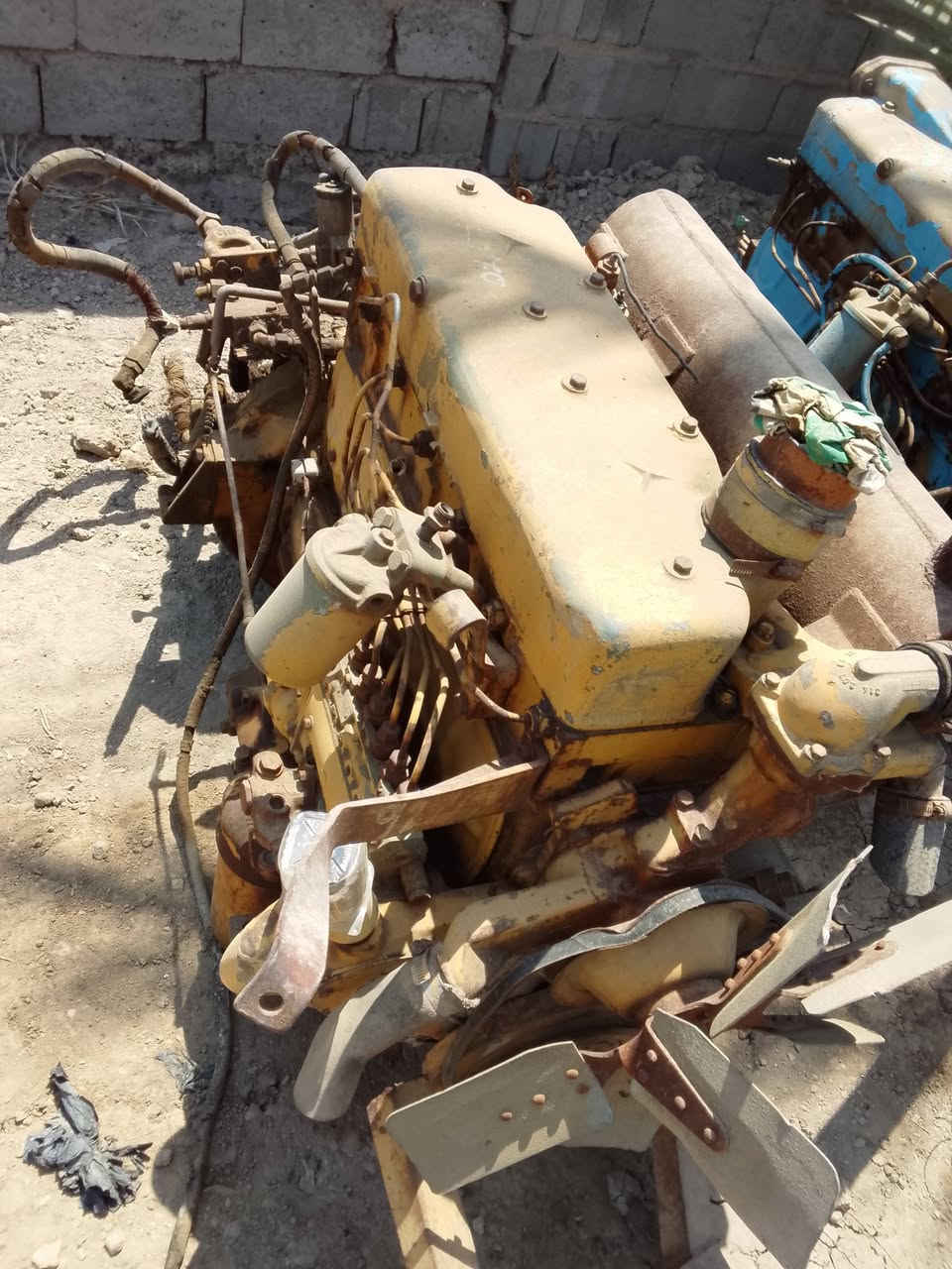 محركات ابو ردين 6 بستم للبيع 
للاستفسار الاتصال ***********
