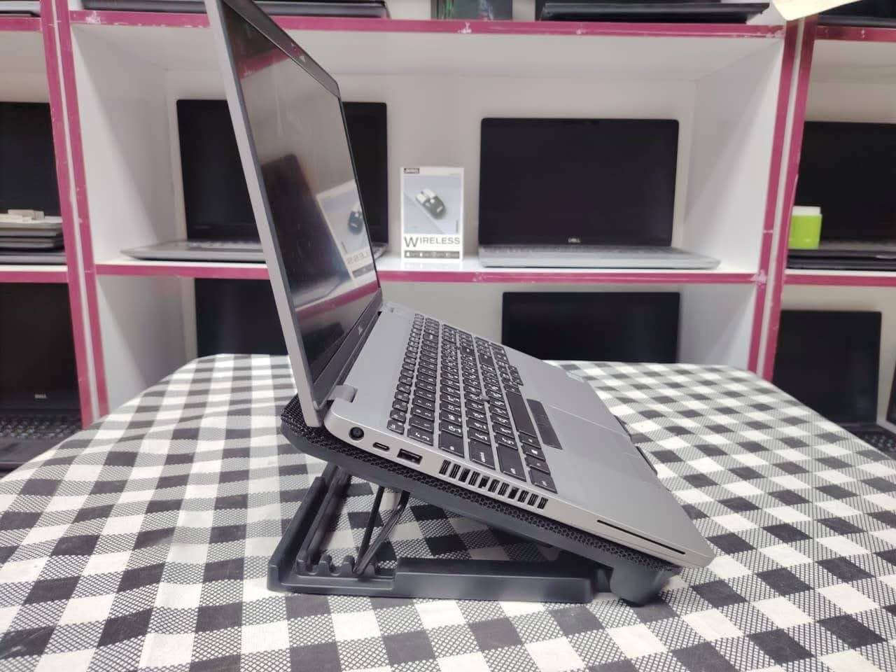 🔥 Dell Latitude 5510 — شاشة كبيرة وأداء يعتمد عليه 🔥

💻 المواصفات:
• Core i7 — الجيل العاشر
• RAM 8GB
• SSD 256GB
• شاشة 15.6” FHD
• Intel UHD Graphics

🎁 ويجي ويا:
✅ شاحن أصلي
✅ حقيبة لابتوب
✅ ماوس
✅ ماوس باد

💰 السعر: 395,000 دينار فقط

🛡️ ضماننا:
• فحص دقيق قبل التسليم
• ضمان الفحص أمام المندوب
• 10 أيام استبدال في حال وجود أي مشكلة
• تصوير اللابتوب قبل الإرسال

📍 بغداد — الأمين الثانية

📱 للطلب والاستفسار:
***********
واتساب + خط

⭐ آراء المشترين موجودة بأول منشور بالصفحة

📲 عندك جهاز ببالك؟ راسلنا، نوفره إلك. بغداد, العراق
