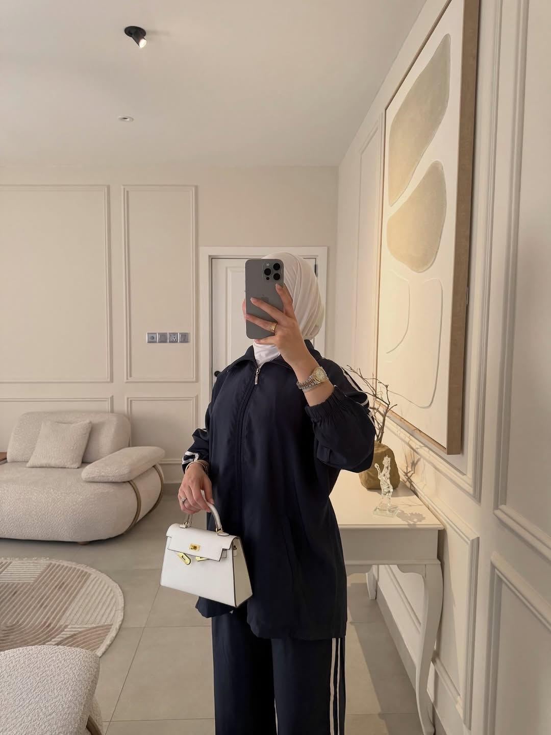كولشن خريفي  غير ويانه ❤️‍🔥 

سوت قطعتين دااابل ايطالي كوالتي عالي 

السعر : (25

القياس:  38 40 42 44 46 48

🔗توصيل البصره 5 💸المحافظات 8🔗

العنوان بصره بريههً شارع مستشفى النور مجمع رونزا 

#للحجز_او_الاستفسار_مراسلتنا_دايركت📩
واتساب ***********
#ازياء_رونزا #طقم #اكسبلور #فاشن

نص مكتوب في الصور:
- 25 ألف