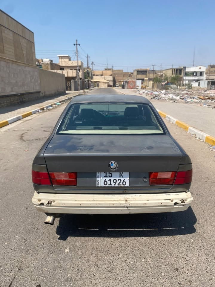 سلام عليكم 520 كير عادي جاترك محرك مفتوح
السياره جاهزه تخم تاير جديد صدر جديد المحرك خير من الله كلج جديد نقص السياره تبريد وفتحه سلايد روف وصبغ 
سعره 28 قفل 
***********
السياره تحويله وين متريد سنويه صاقطه بشهر الرابع بهاي السنه
