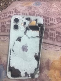 آيفون ١٢ • ٢٥٦ • بطارية ٨٤٪