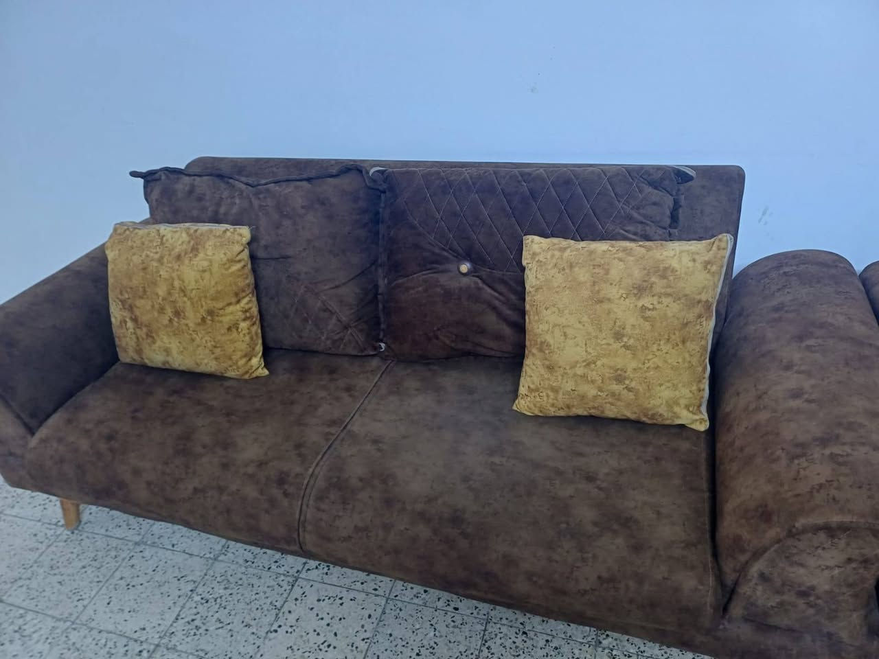 تركي عنوان بغدادمدينه الصدر ***********
