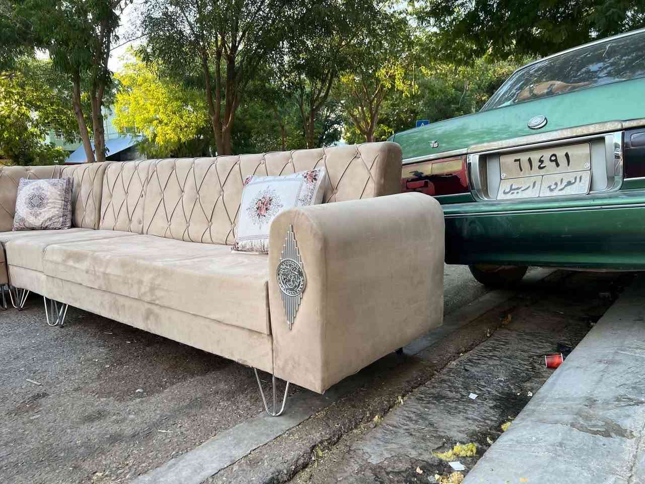 فریاکە وە بە لاش بە لاشە
10نە فە رییە دە سکردە بە لۆکی ماوە 
تە پلە یشی لە کە لە
نرخی تە نها وتە نها  225هەزار
ماڵ بۆ کەس دانانیم هە رکە س زوو هات پیرۆزی بیت
ژ.م***********
شوین.کەلار

