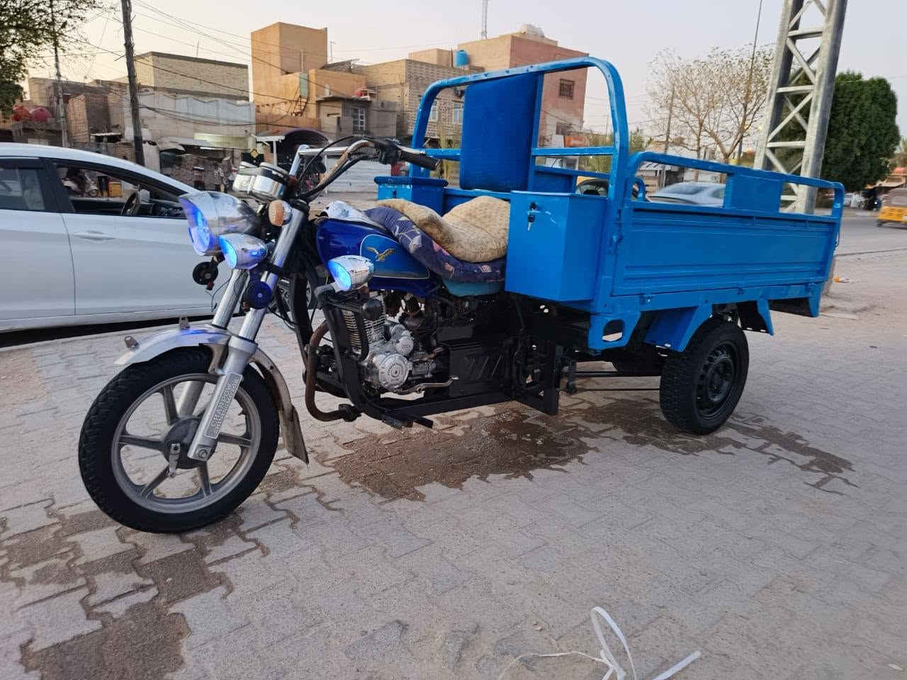 السلام عليكم ستوته للبيع موديل 14 مكينه 24 مقفوله كفاله عامه دبلات وتخم تاير كله جديد ستوته كامله اوراق المكتب حسين اوراق غير مكتب حسين رقم ***********
