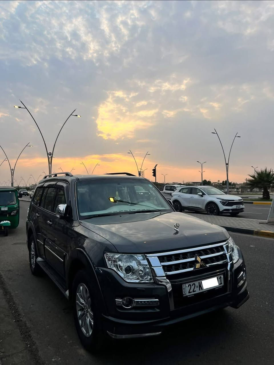 باجيرو حبتور راس الأرنب 7راكب ومعروفة الحبتور فول مواصفات موديل 2019خليجي السيارة مكفولة كفالة عامة وسونارها موجود  ماشية55الف كيلو حقيقي ع ايدي مال جناي من اشتريتها جانت ماشية 19الف محرك 6سلندر 3800
السلام عليكم 
 السيارة ماناقصها ولا برغي 
 وسبيرها مانازل 
حداديتها بلاد مال شركة بعدها جديدة 
طخم تايرات جديد كشنها الأخير ما مفتوح بعده بغلاف الشركة وحقيبة الاسعافات والجك والسويج الثاني مامستخدمات
مواصفاتها : 
حساسات خلفية 
كاميرة خلفية 
فتحة سقف 
نظام دفلوك 
مثبت سرعة 
تحكم ستيرن
مانع انزلاق 
مري كهرباء
اشاير بالمراي 
حساس تايرات 
زراك لايت
حقيبة اسعافات 
طفاية حريق
12سماعة + دمام خلفي 
ايرباك عدد8 
وشادلها داش كام شاومي امامية وخلفية سعرها تقريباً 250الف 
لونها نفطي مميز تقريباً
واللحية مالت الدعاميات بلادية من الشركة وعليهن لزكة الشركة 
رقمها اربيل بأسمي شوكت متريد احولك سنويتها جديدة تنتهي بـ2030 
مكان السيارة بصرة 
السعر 265وبيها مجال بسيط 
واتساب ***********

باجيرو حبتور راس الأرنب 7راكب ومعروفة الحبتور فول مواصفات موديل 2019خليجي السيارة مكفولة كفالة عامة وسونارها موجود  ماشية55الف كيلو حقيقي ع ايدي مال جناي من اشتريتها جانت ماشية 19الف محرك 6سلندر 3800
