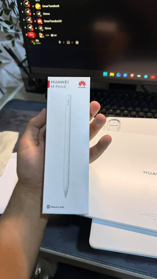 هواوي matepad 12x للبيع
سلام عليكم
هواوي matepad 12x للبيع استخدام قليل كلش اربع اشهر ونص تقريبا مثل ما موضح بالفاتوره ايباد كلش نظيف وكلشي ما عايز
ويا كيبورد وقلم وكامل الملحقات البقيه وكل اوراقه وكوارتينه كلشي مابي عدا شخط زغير ومامبين بالشاشه وطخه بالشاصي مالته هم ما مبينه واني مقرب عليهن كلش بالصور وموضحهن سبب البيع اني متعود على نظام ابل وردت اشتري m2 وما حصلت واشتريته للدراسه بفترة المراجعه
السعر 680 وبي مجال 
للتواصل ***********
