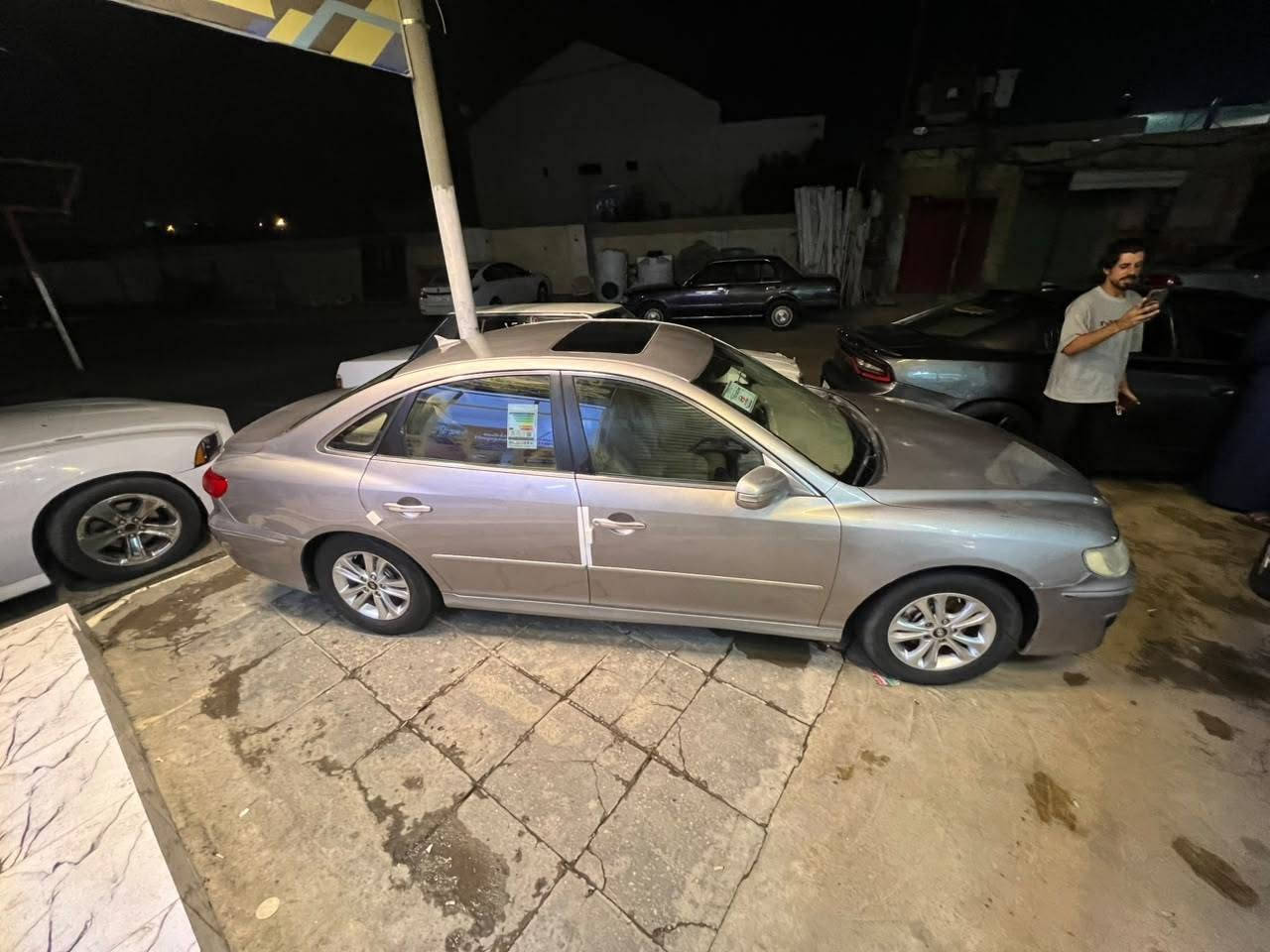 سلام عليكم
للبيع ازيرا موديل ٢٠١١ خليجي 

فول مواصفات فتحه اشاير بلمري 

محرك v6  2700  خليجي

لون سلفر  رقم بغداد تحويل مباشر 

كامره خلفيه دوار حساسات 
شاشه 
تبريد قطعتين ثلج ❄

السياره كفاله من الضربه وتبديل 

فقط صبغ دعاميات وتكحيل مكانات 

جاهزه حداده تخم تاير السياره الف ما تصرف عليه 
مكاني ناصريه قلعه سكر 
***********
***********
السعر ٩٥  وبيه مجال للشراي

امانت الله السياره احله من الصور
