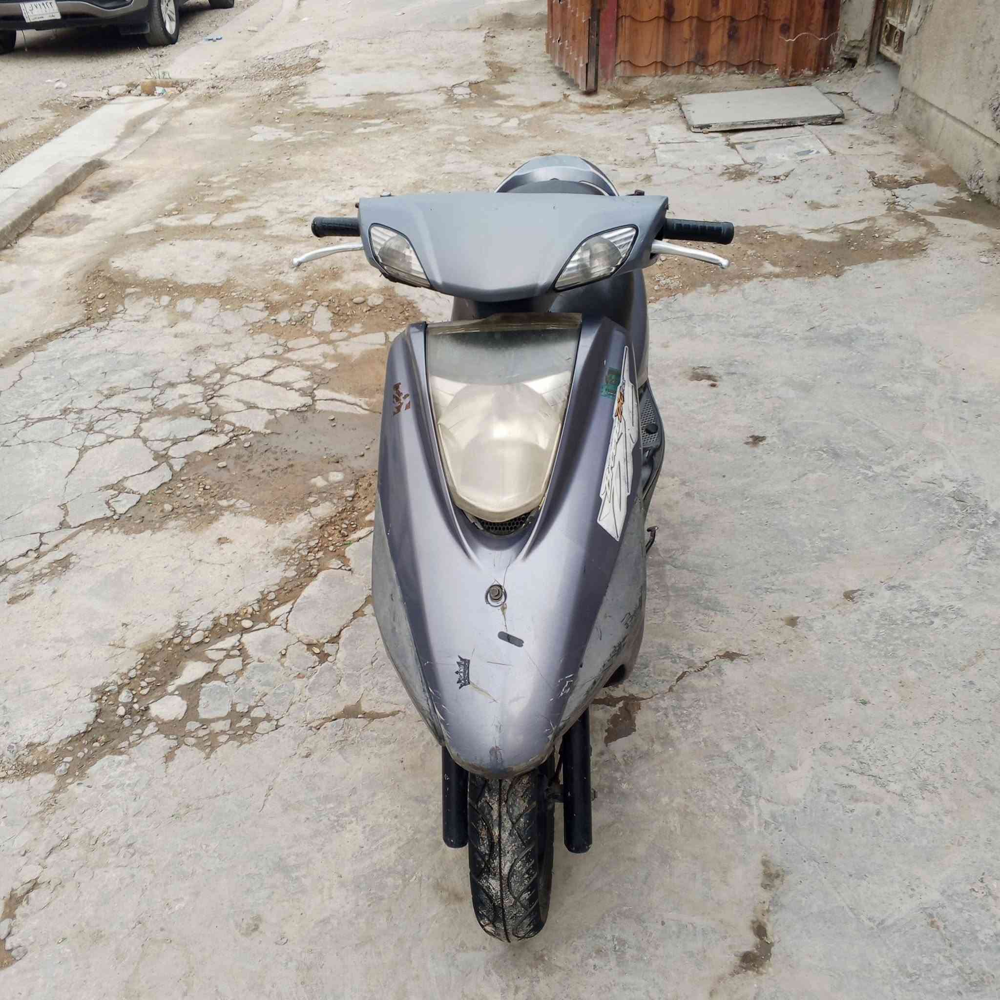 بريز نوزل اي نقص مابيها درجه نضيفه وكله بلادي ختم واحد كله شغاله سرعته 140 لسعر 650 بغداد المشتل***********
