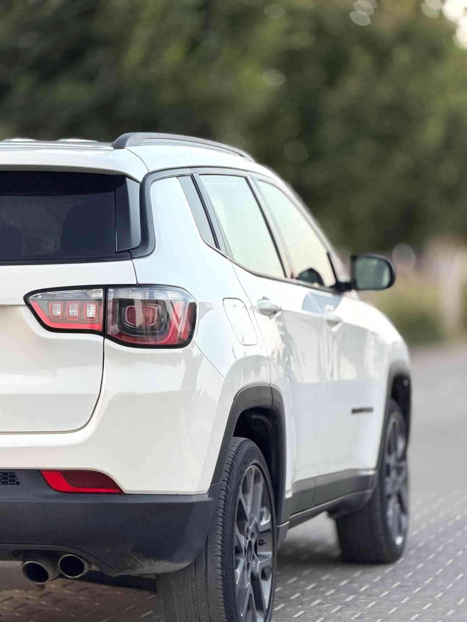 Jeep compass 2021 
یادی ٨٠ ساڵەیە بەس بۆنیت بۆیاخە بەبێ ناو گرتن تازە سیرڤسی کامل کراوە یەک دینار مەسرەفی تیا نیە شاشە گەورەیە کوشن جلدە بەسمەیە  ئۆتۆ ستار ستۆپ زۆر مواسە فاتی تر 
سۆنەرم داناوە لەگەل رەقەم شانسی 
3C4NJDEB9MT592933
سعر /١٣٤ مامەڵەیەکی زۆر کەم 
ژم/*********** 
ژم/*********** السليمانية, العراق

