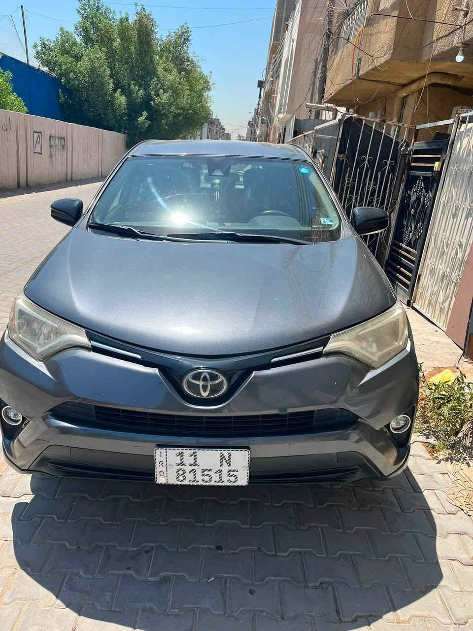 راف فور موديل ١٩١٨ أمريكي بيه حادث من الخلف  الباب الخلفية والجاملغ الأيمن حوض السبير مآبي شي مواصل يمه الضربه السياره جاهزه تخم تاير تبريد  مكينه كير كله جاهزه سعره ١٤٥ ورقه بيه مجال لشراي *********** رقم التواصل
