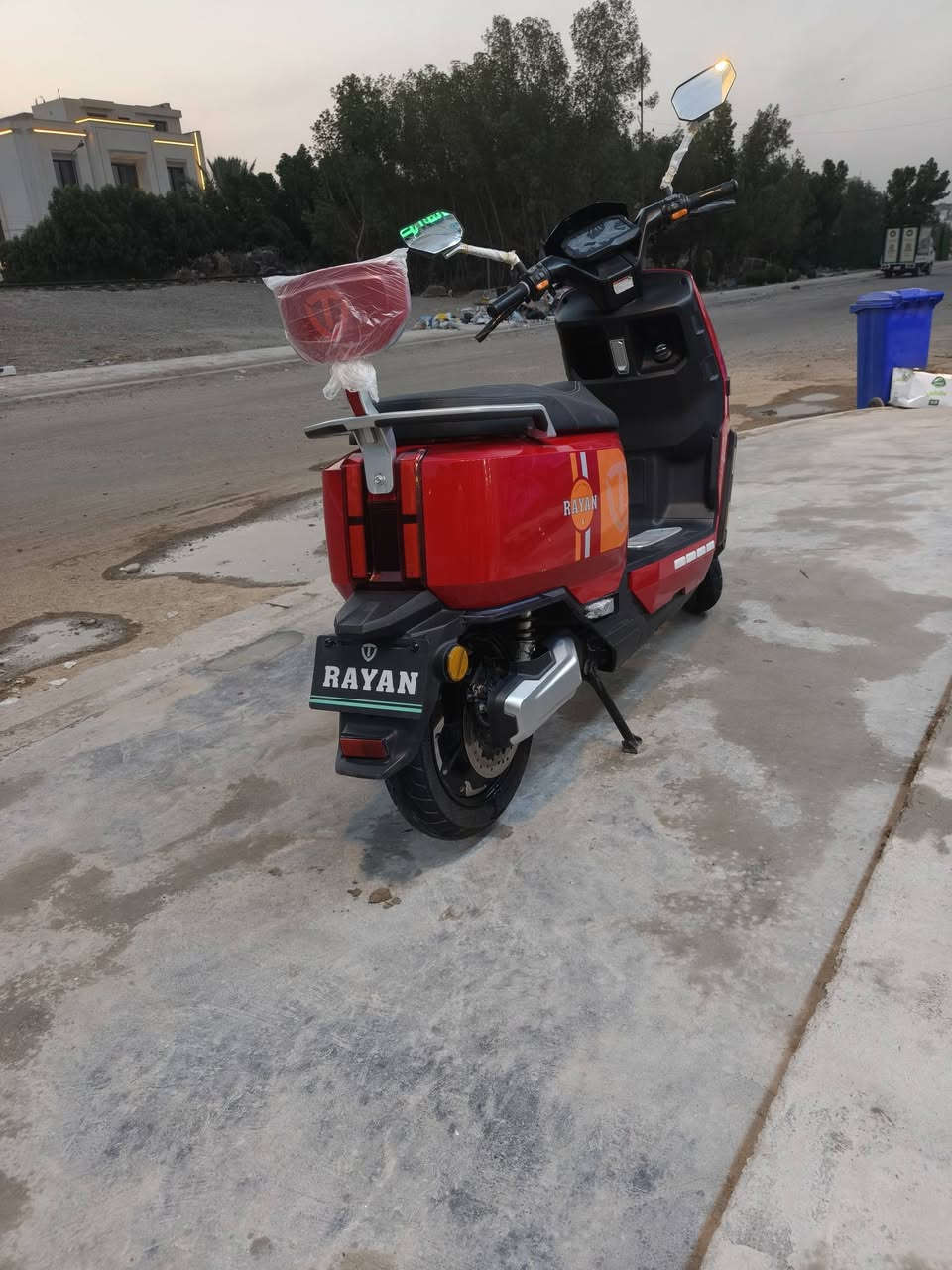 بو  وحش  كون  لوك  نضافه ٩٨بلميه  فول  مواضفات  ملف  ٢٠٠٠سرعتها ٨٠حقيقي  تمشيك  شحنه  ٨٠كيدراجه    لوك  بعده  جديده  6بطريات  نضام  بك  ونضام  تحديد  سرعه  مفوله  سعر  950مجال بصيط حك  جيه   وينهم جنايه  هاي  لوك  احسن ماتشتري  مليةن  400هاي  950ومجالها  حك جيه اخت جديده مماني  العلاوي *********** بغداد
