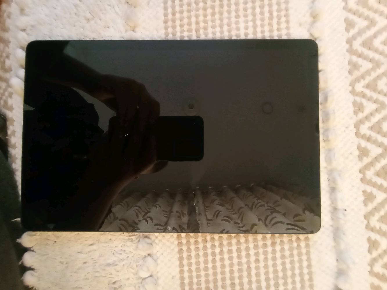 السلام عليكم ايباد ريدمي باد اس ئي سعر 170وقابل لتفاوض بي طعجه بسيطه كلش الشراي يراسل ايباد نضيف جدا وما مستخدم هواي مكاني حله مركز 