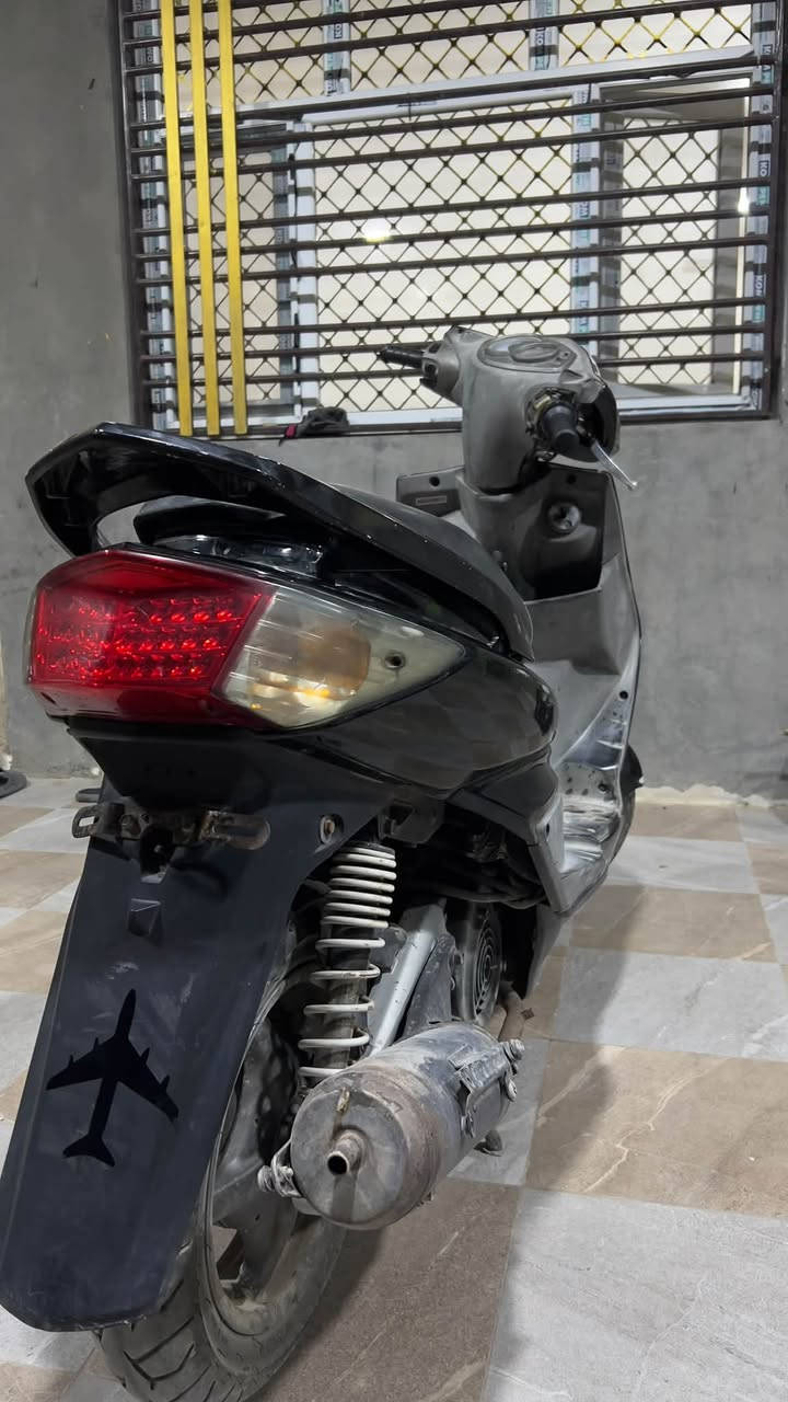 سكنس لند • مكفوله • شارع 100
